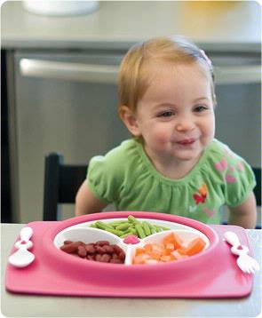 Mate Feeding Plate and Utensils